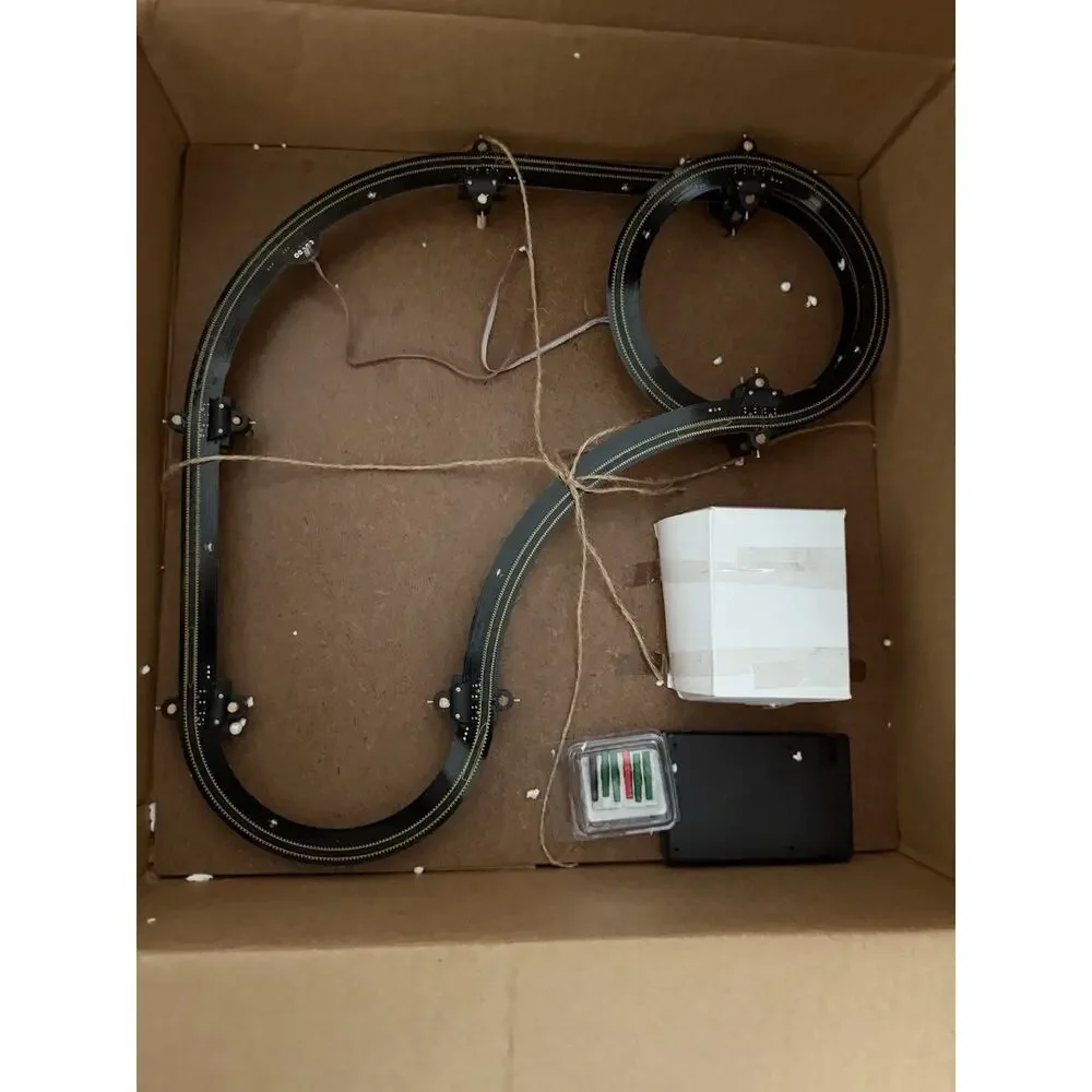 TeenyTrains CT-210 Magnetic Track Set New